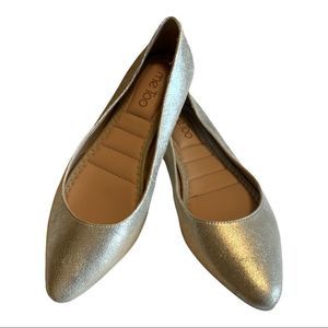 genuine leather ballet flat by Me Too Aimee gold Sz 7